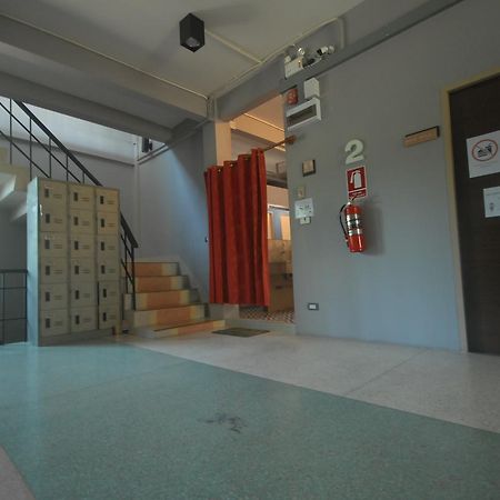 Inn Stations Hostel Banguecoque Exterior foto